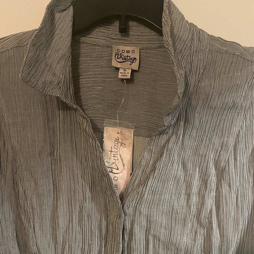 Nice Blue and White Vintage Blouse